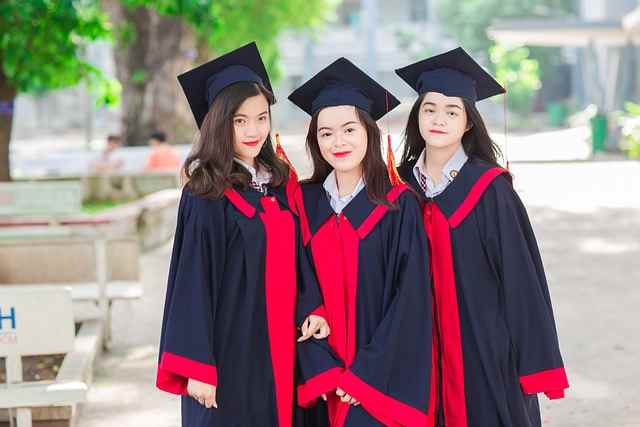 Jurusan Kuliah Untuk Para Wanita Lulusan SMA IPA